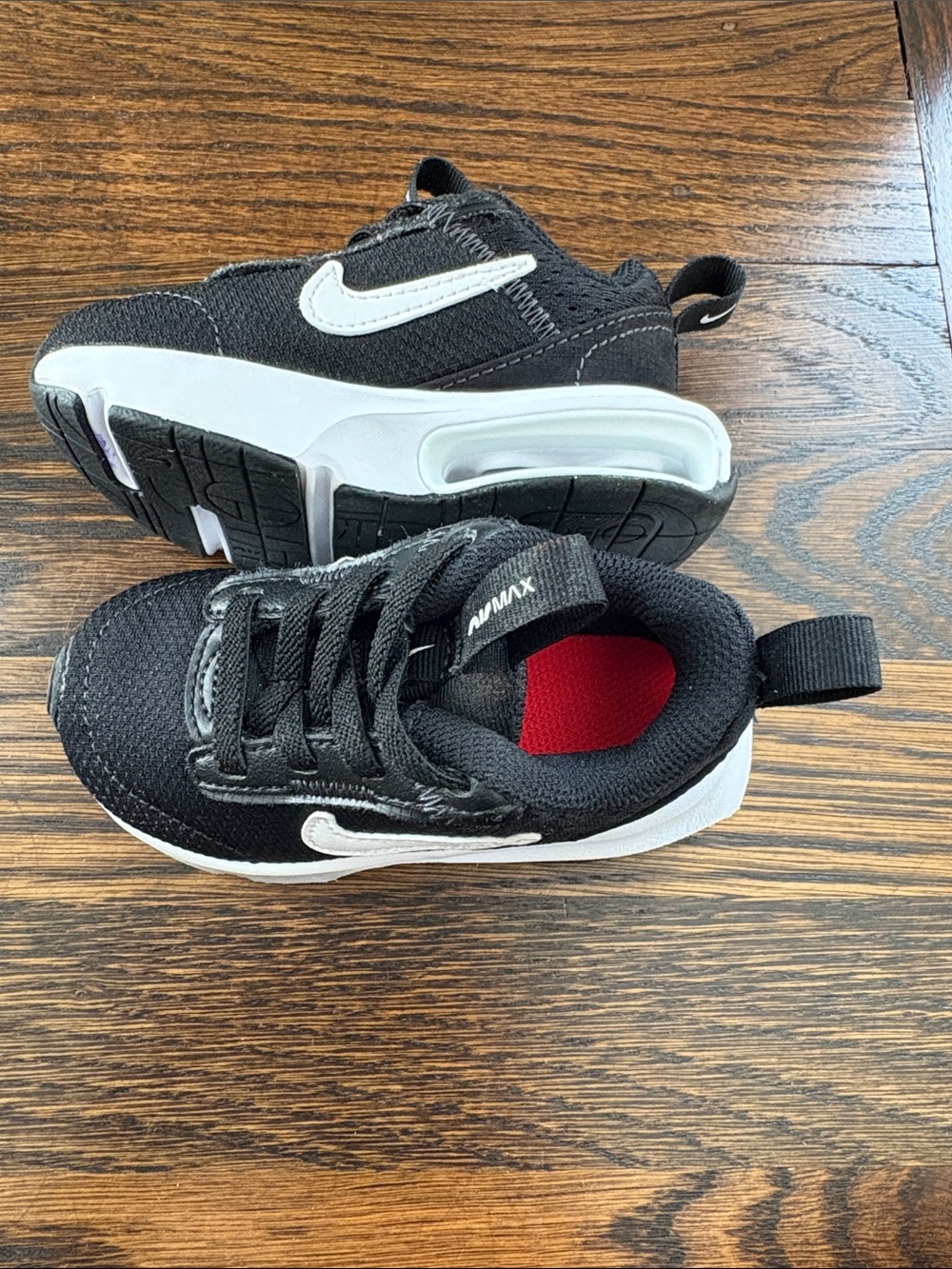 5C Nike Air Max Kids' Black/White Athletic Sneakers